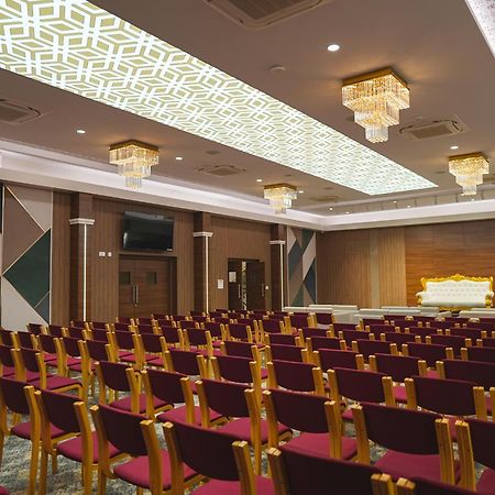 Highland Hotel Bangalore Eksteriør bilde