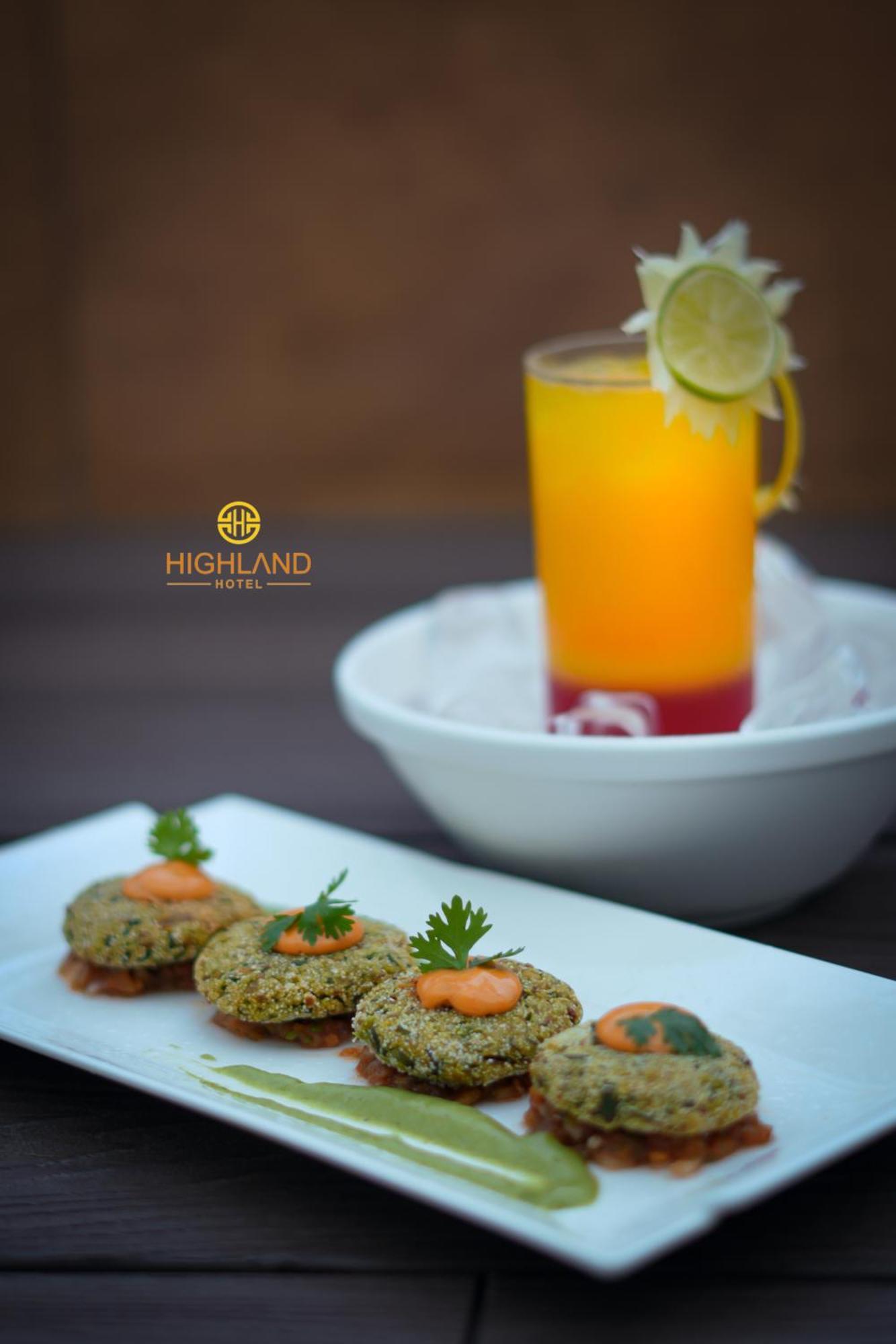 Highland Hotel Bangalore Eksteriør bilde