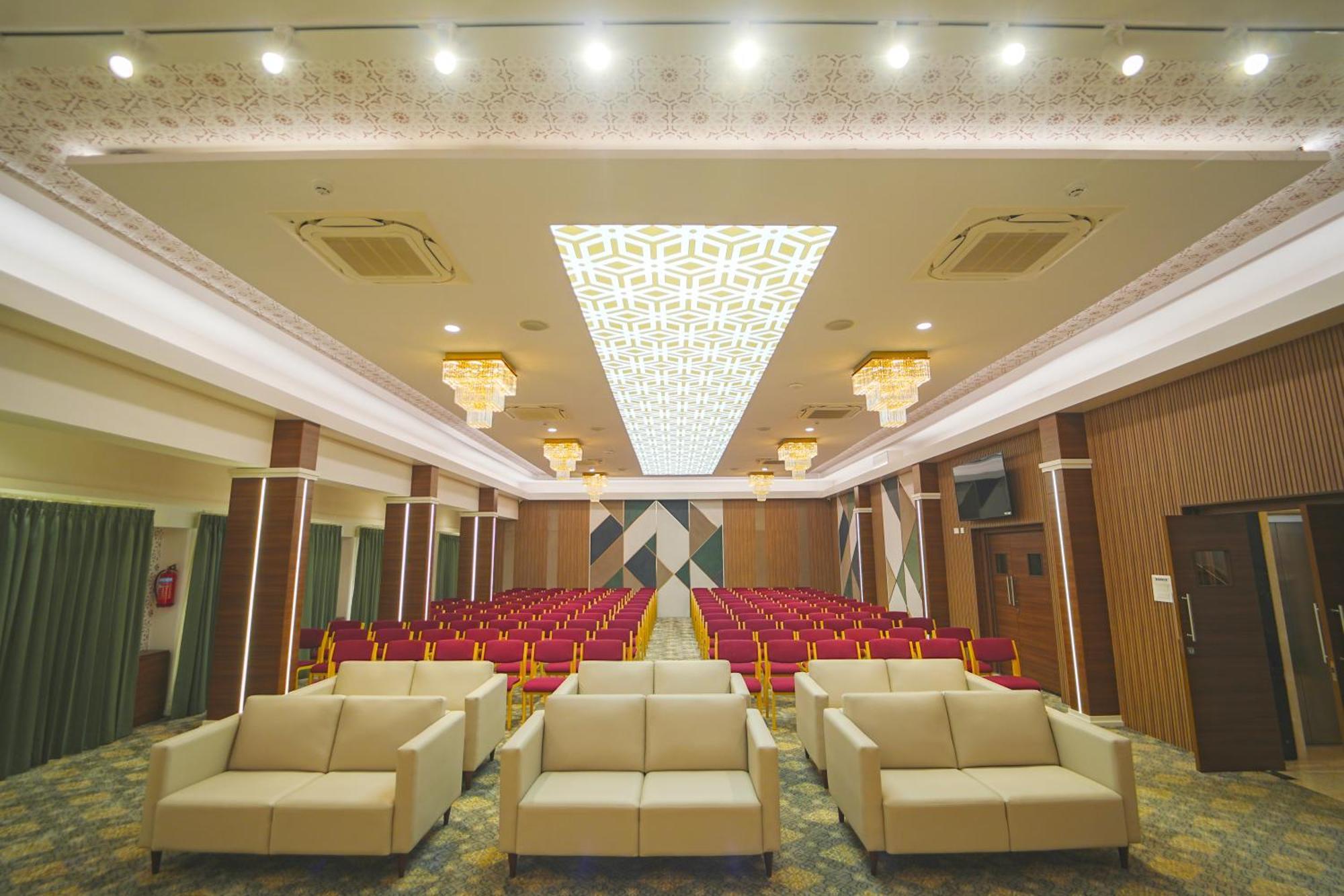 Highland Hotel Bangalore Eksteriør bilde
