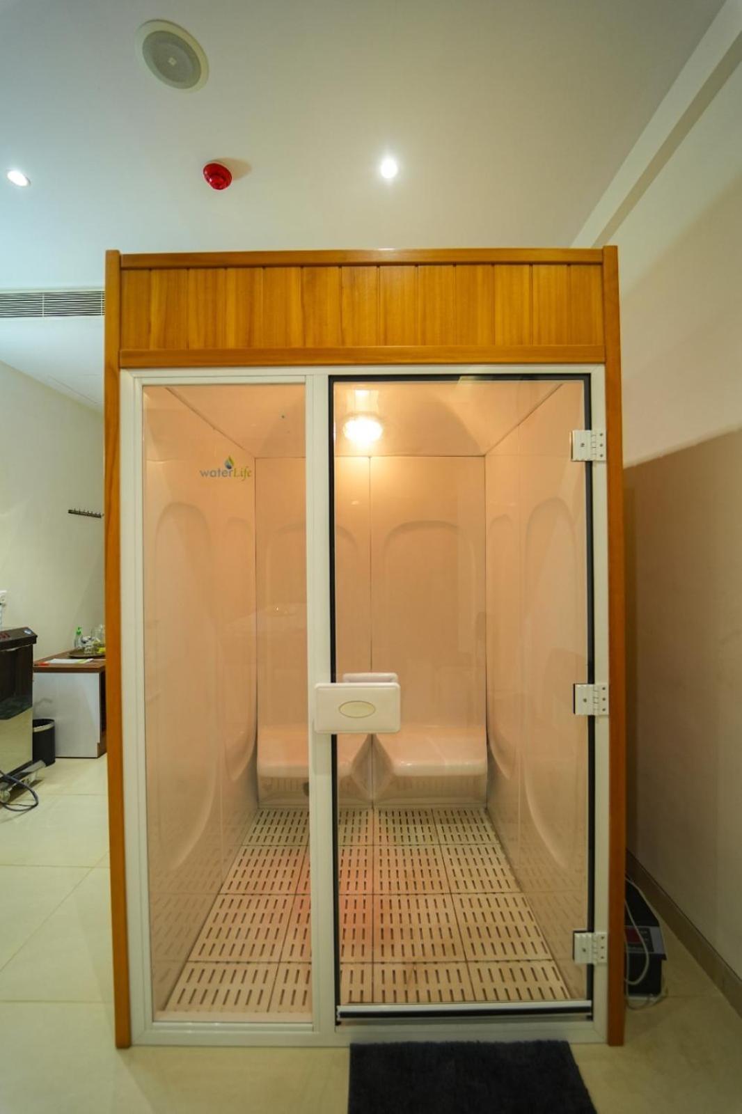 Highland Hotel Bangalore Eksteriør bilde